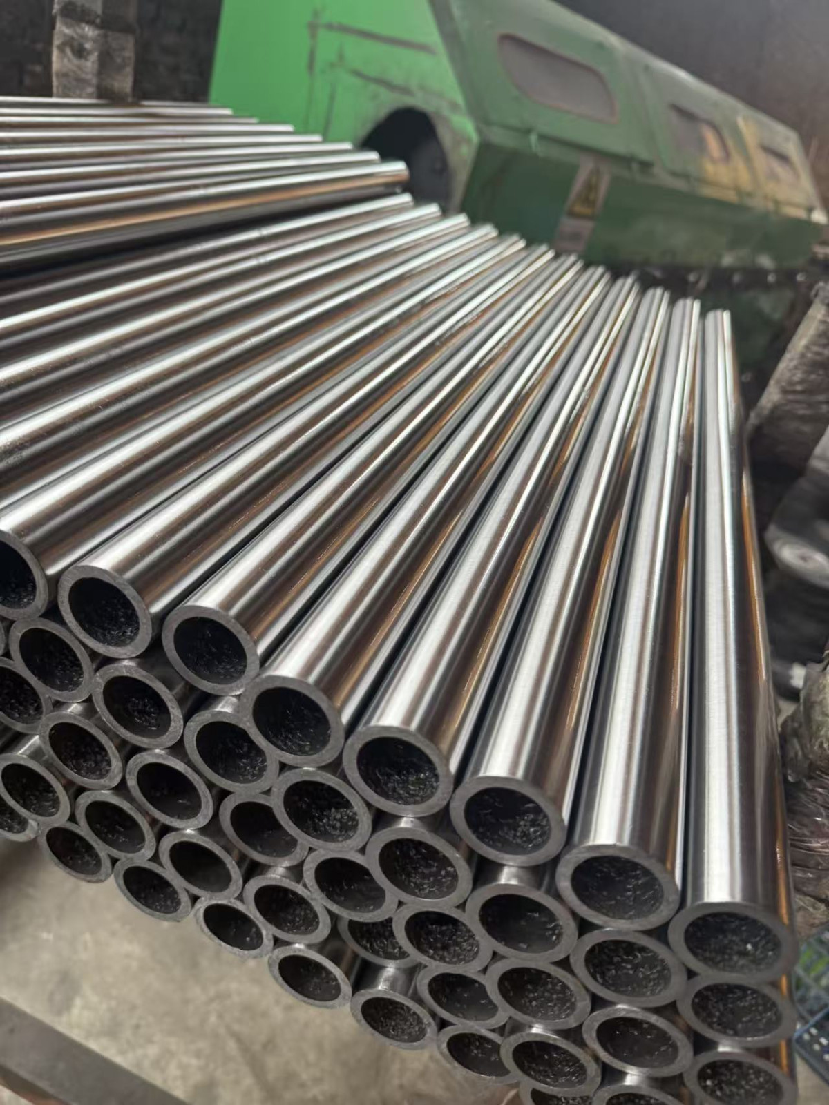 河南鍍鉻鋼管 精密制造領(lǐng)域的品質(zhì)之選